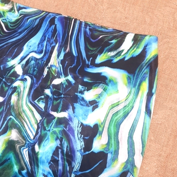 Veronika Maine Size 10 Satin Feel Blue Swirl Skirt - Picture 2 of 5